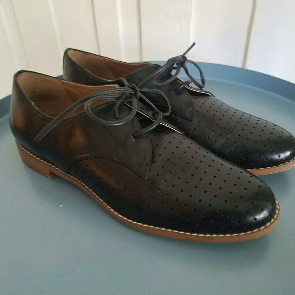 Halogen black leather perforated oxford flats 9